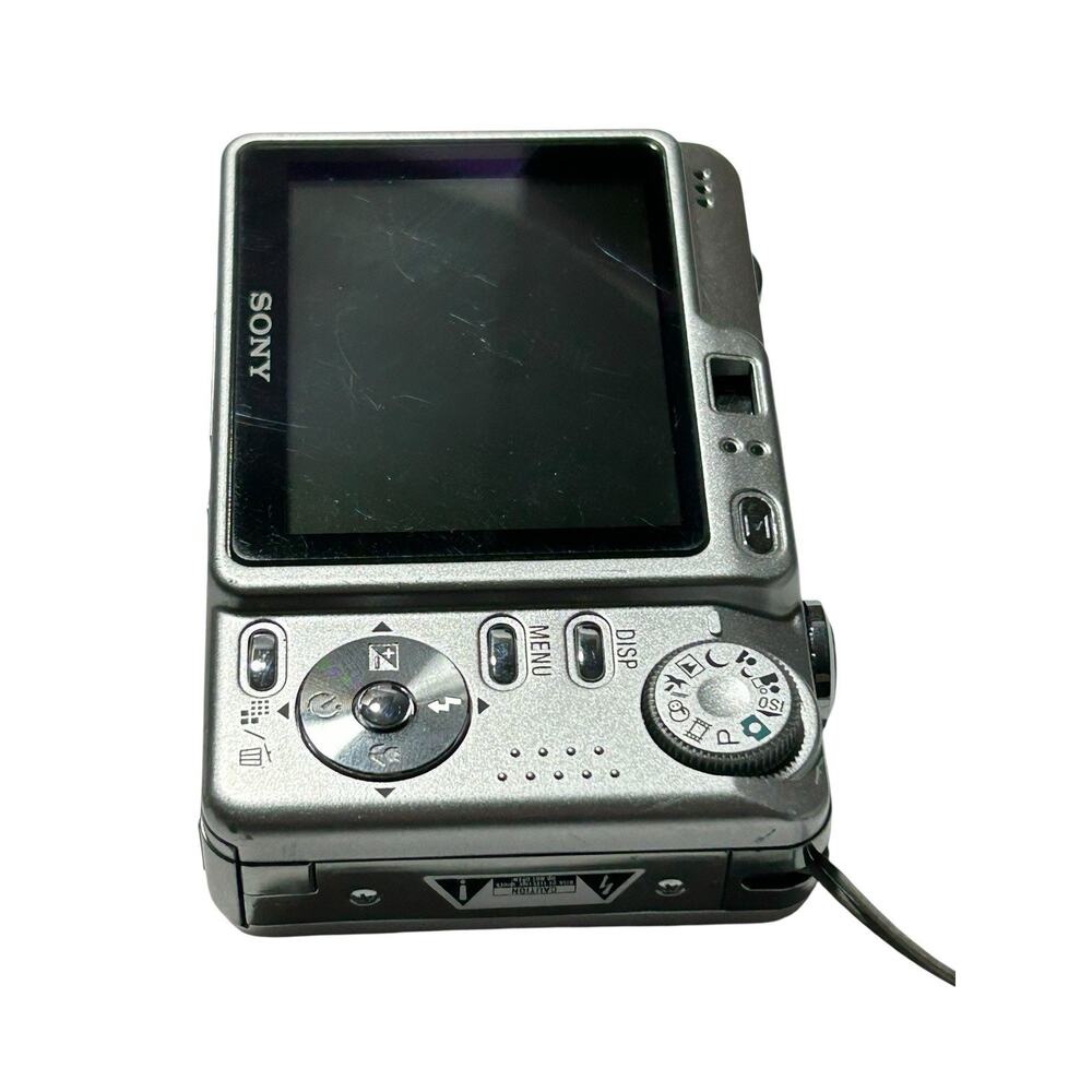 Sony Cyber-Shot DSC-W55 7.2 Mega Pixels 3x Zoom Digital Camera No Battery - Picture 10 of 11